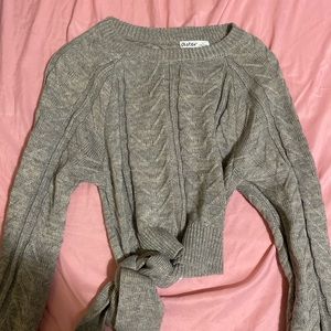 open back long sleeve top size large